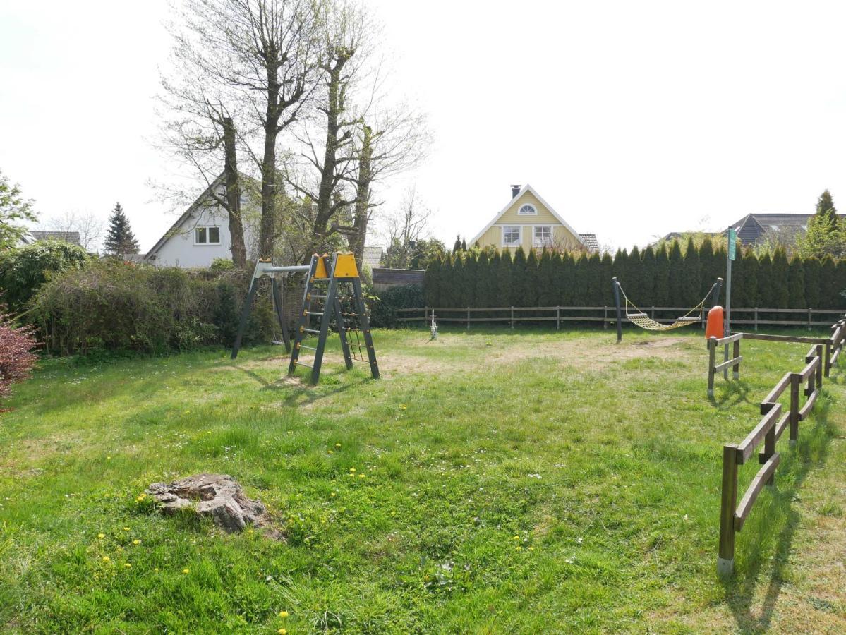 Bernsteinhaus Wohnung 3 Mit 2 Balkonen & Kamin Kölpinsee Esterno foto